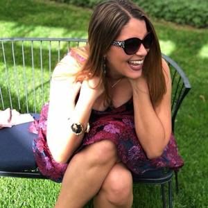 Meet your Posher, Isela